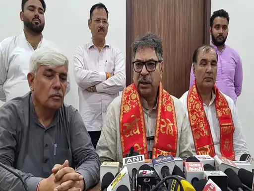 सेना पर बयानबाजी नहीं करेगा अब कोई नेता: रोहतक में बोले भाजपा प्रभारी सतीश पूनिया, कहा- भाजपा नेतृत्व पूरी तरह सतर्क