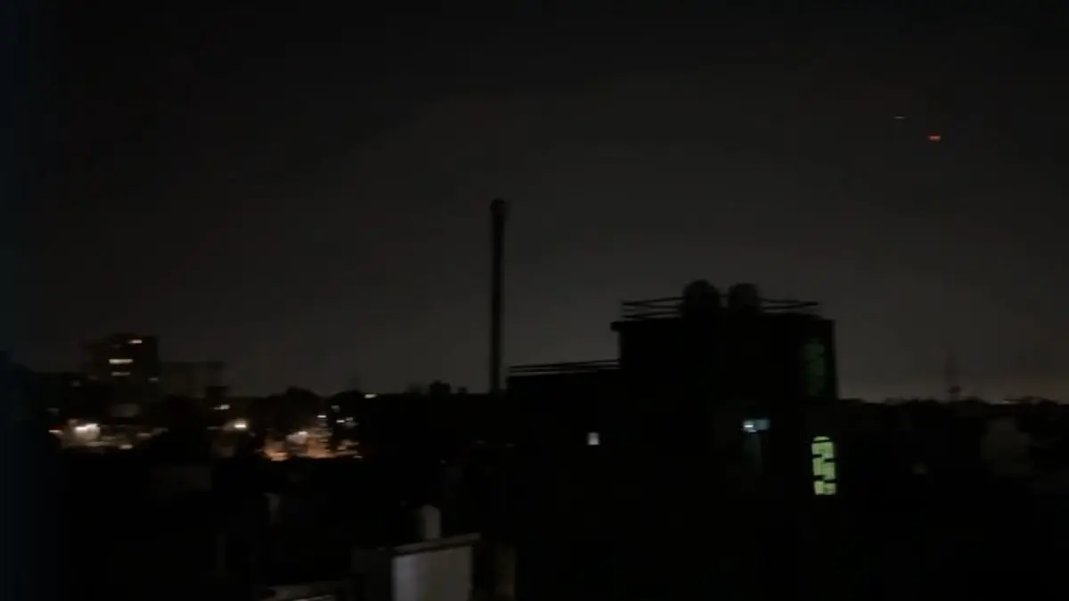 जम्मू में हाई अलर्ट, आरएस पुरा से जैसलमेर तक आतंकी हमला नाकाम, S-400 ने 8 मिसाइलें गिराईं