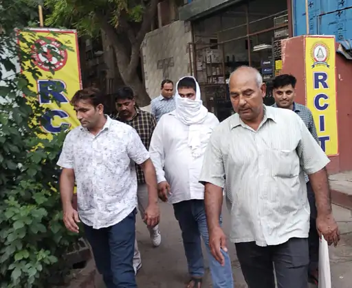 रोहतक में पटवारी रिश्वत लेते गिरफ्तार: इंतकाल दर्ज कराने के लिए मांगे थे ₹40,000, एंटी करप्शन ब्यूरो ने दबोचा