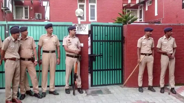 हरियाणा IPS सुसाइड, रोहतक SP को खापों का समर्थन:प्रतिनिधि बोले- जातिवाद के चश्मे से न देखे सरकार; सुबह ही पद से हटाया गया