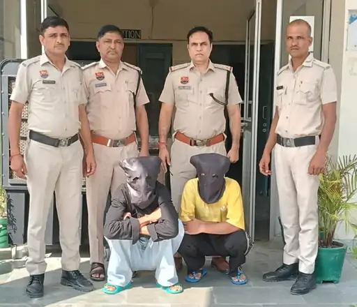 हिसार के दो होटलों में पुलिस की रेड, 41 लोग मिले; दो मैनेजर गिरफ्तार